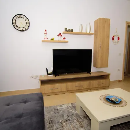 Apartament Deti Blu 2 *